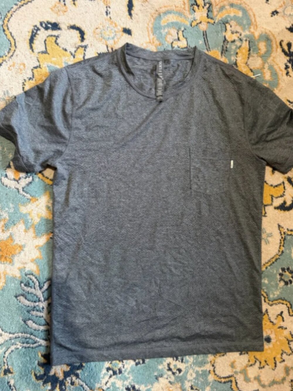 Vuori Dark Heather Gray Short-Sleeve Pocket Tee